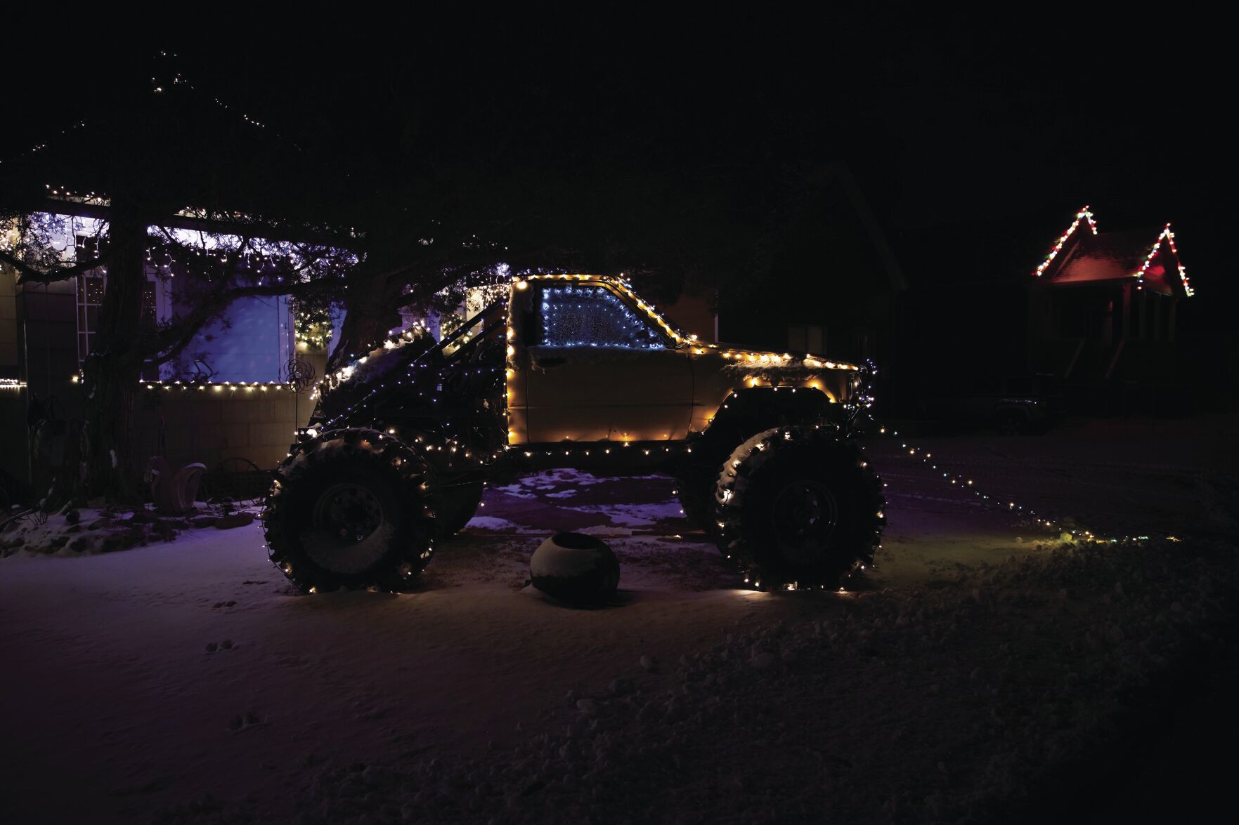 12-24-2020 More Christmas Lights Stand Alones 004.jpg
